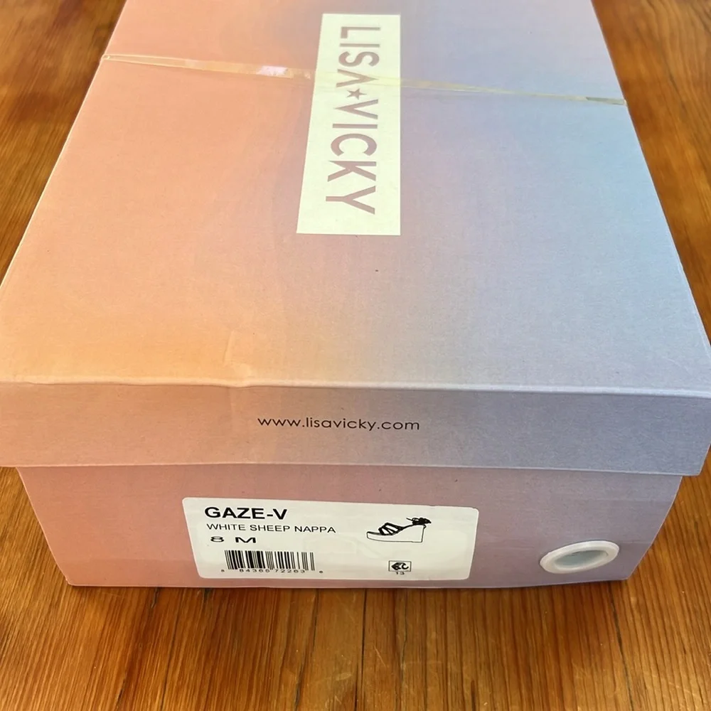 New in Box Lisa Vicky‎ Gaze V White Sheep Napa Espadrille wedge sandal size 8